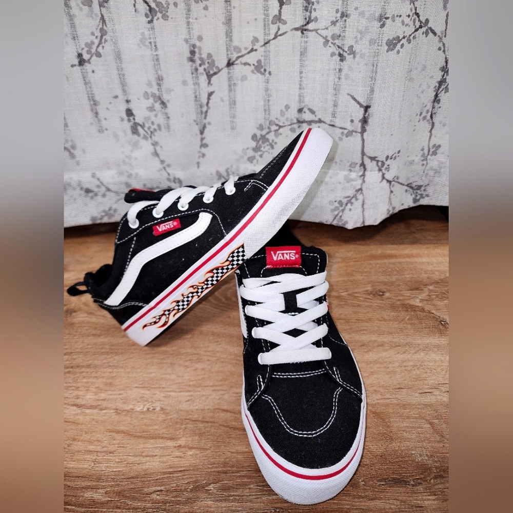 Vans Filmore Checkered Flame Skate Shoes Size US Youth 4.5